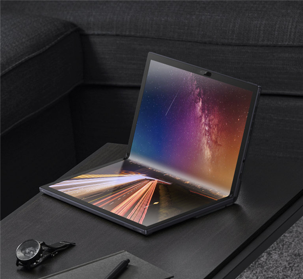 华硕首款折叠笔记本发布!京东方独供OLED屏:10万次弯折无压力